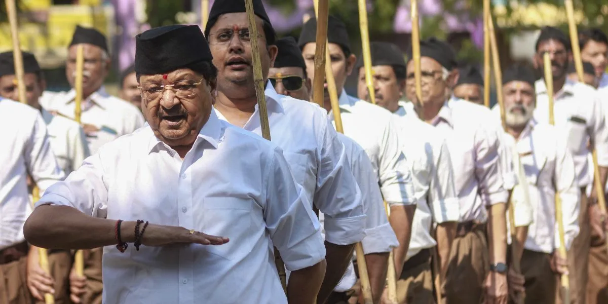 BJP leader Kailash Vijayvargiya and former MLA Akash Vijayvargiya during Path Sanchalan taken out by Rashtriya Swayamsevak Sangh (RSS), in Indore, Sunday, Oct. 25, 2026. Photo: PTI.
