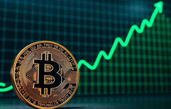 Bitcoin sets new record