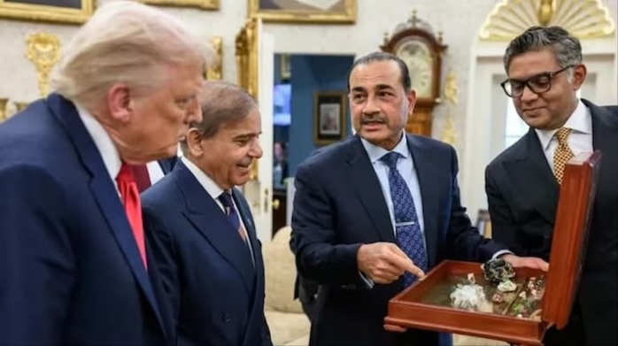pakistan sends first consignment of minerals to america