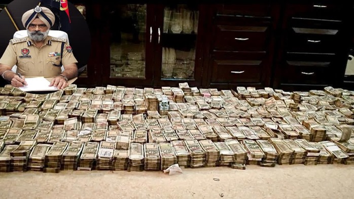 Punjab DIG Harcharan Bhullar caught red-handed taking a bribe of Rs 5 lakh