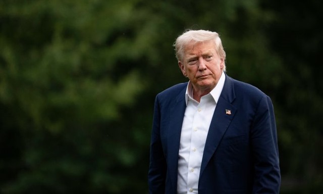 Trump popularity plummets in new CNN survey