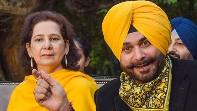 Punjab Congress Navjot Kaur Sidhu suspended